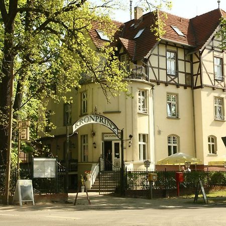 פאלקנזה Hotel Kronprinz מראה חיצוני תמונה