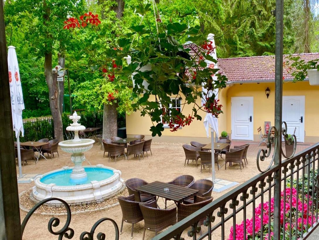פאלקנזה Hotel Kronprinz מראה חיצוני תמונה