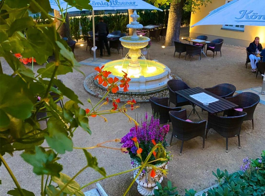 פאלקנזה Hotel Kronprinz מראה חיצוני תמונה