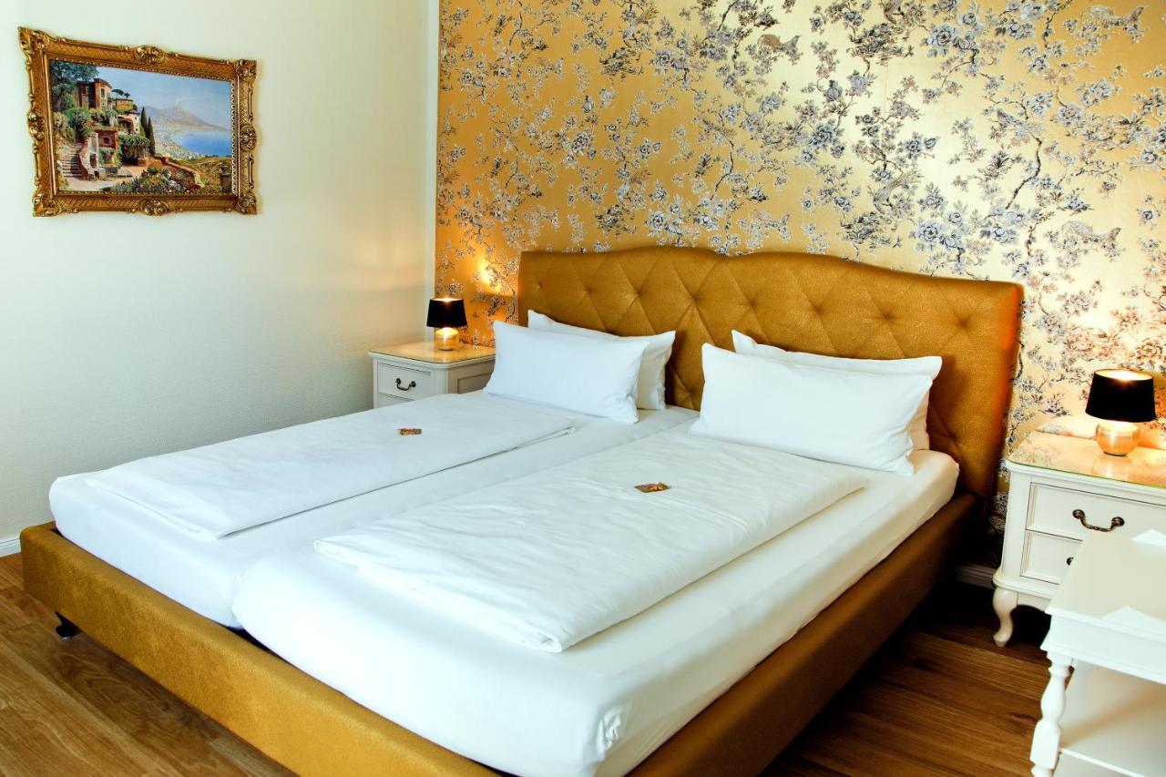 פאלקנזה Hotel Kronprinz מראה חיצוני תמונה