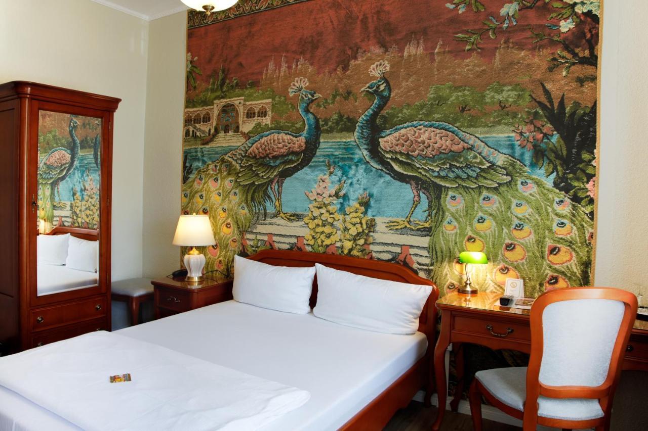פאלקנזה Hotel Kronprinz מראה חיצוני תמונה