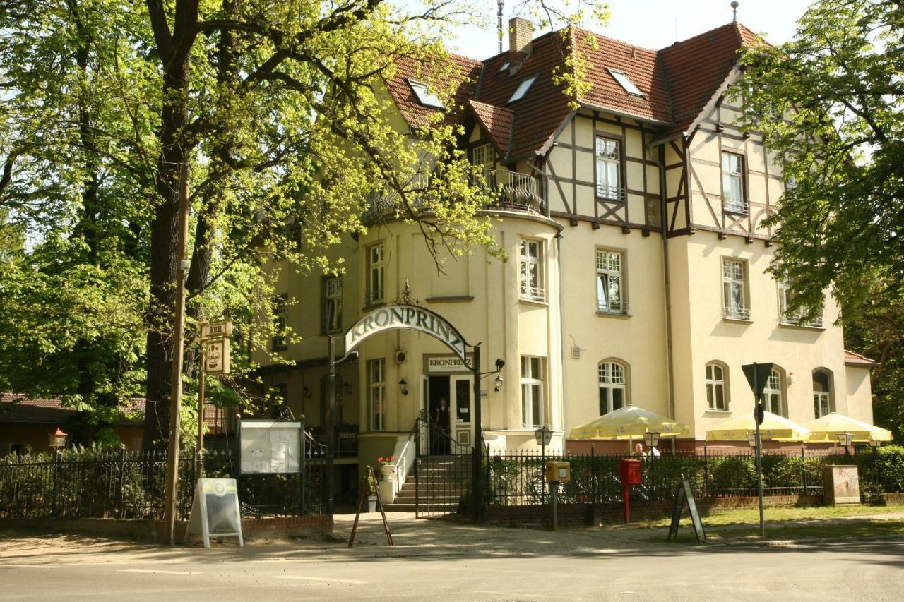 פאלקנזה Hotel Kronprinz מראה חיצוני תמונה