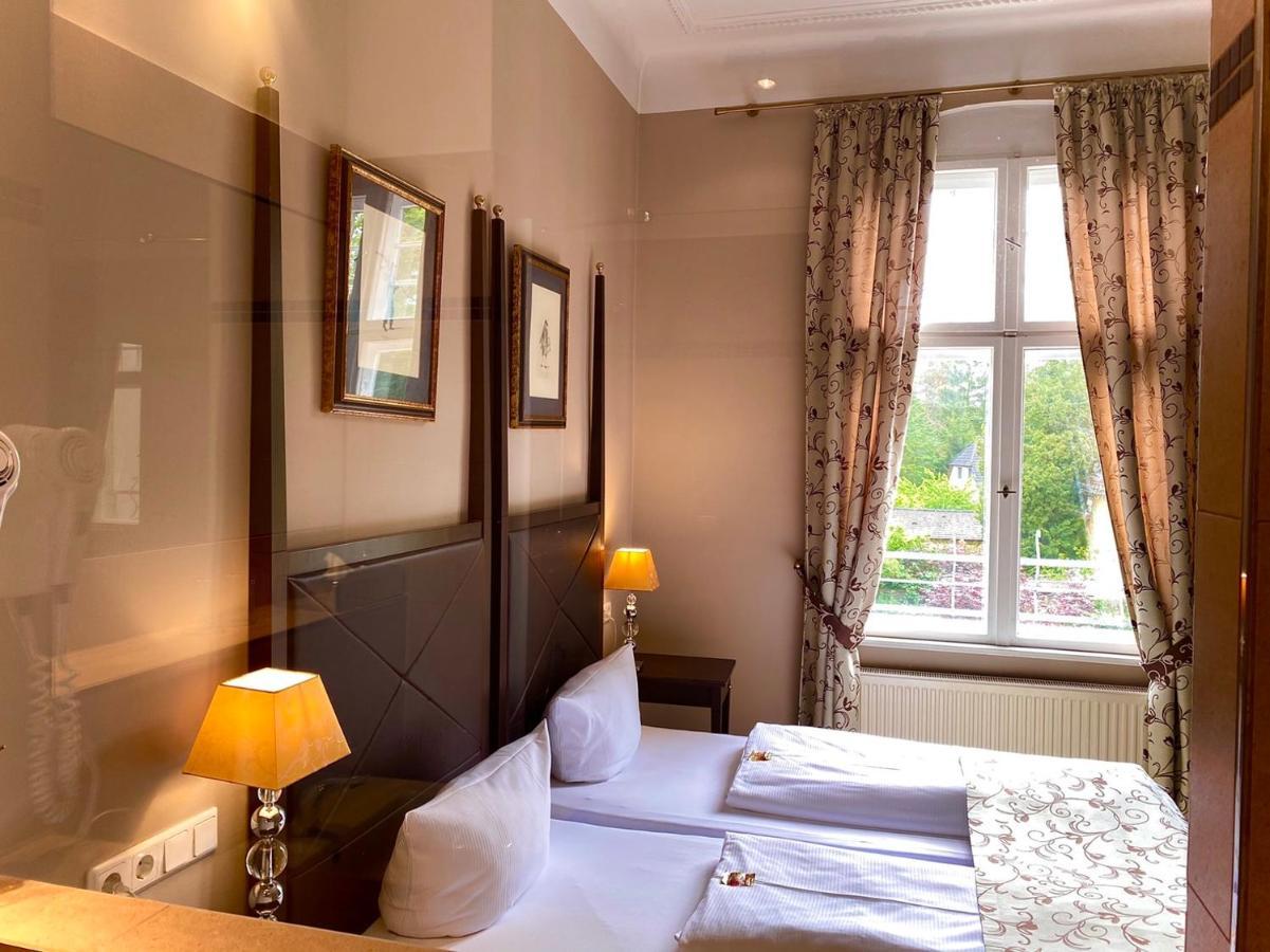 פאלקנזה Hotel Kronprinz מראה חיצוני תמונה